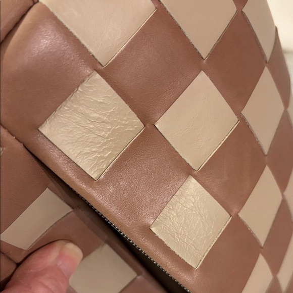 Andar The Devin Checkered Crossbody Bag in Tan and Cream - Picture 11 of 13
